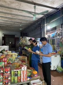 Xã Vũ Oai tăng cường công tác kiểm tra An toàn thực phẩm dịp Tết Trung thu và năm học 2023-2024